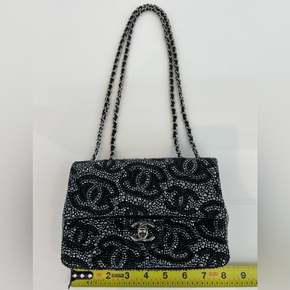 CHANEL 23A CC RUTHENIUM & BLACK CRYSTAL MINI FLAP BAG NWT! - Picture 14 of 17